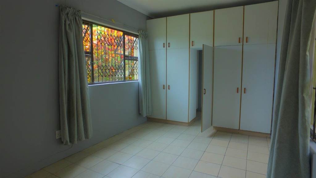 1 Bed Garden Cottage in Pinetown Central photo number 10