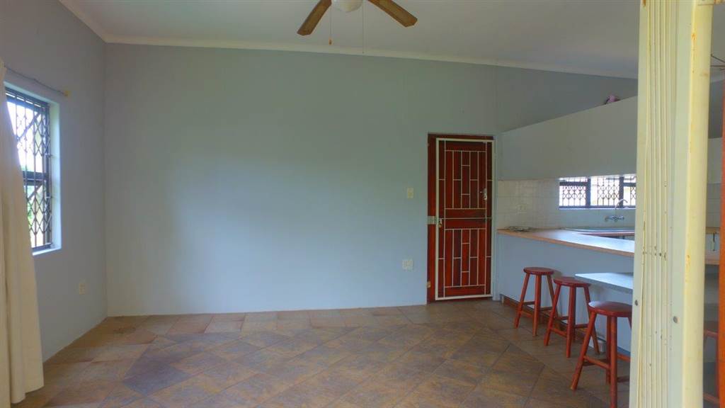 1 Bed Garden Cottage in Pinetown Central photo number 3