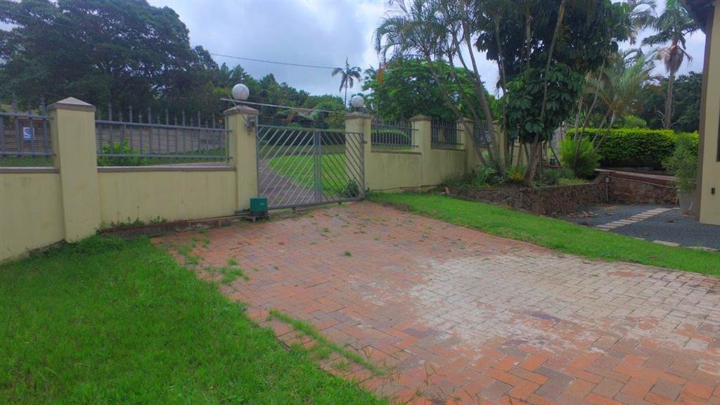 1 Bed Garden Cottage in Pinetown Central photo number 16