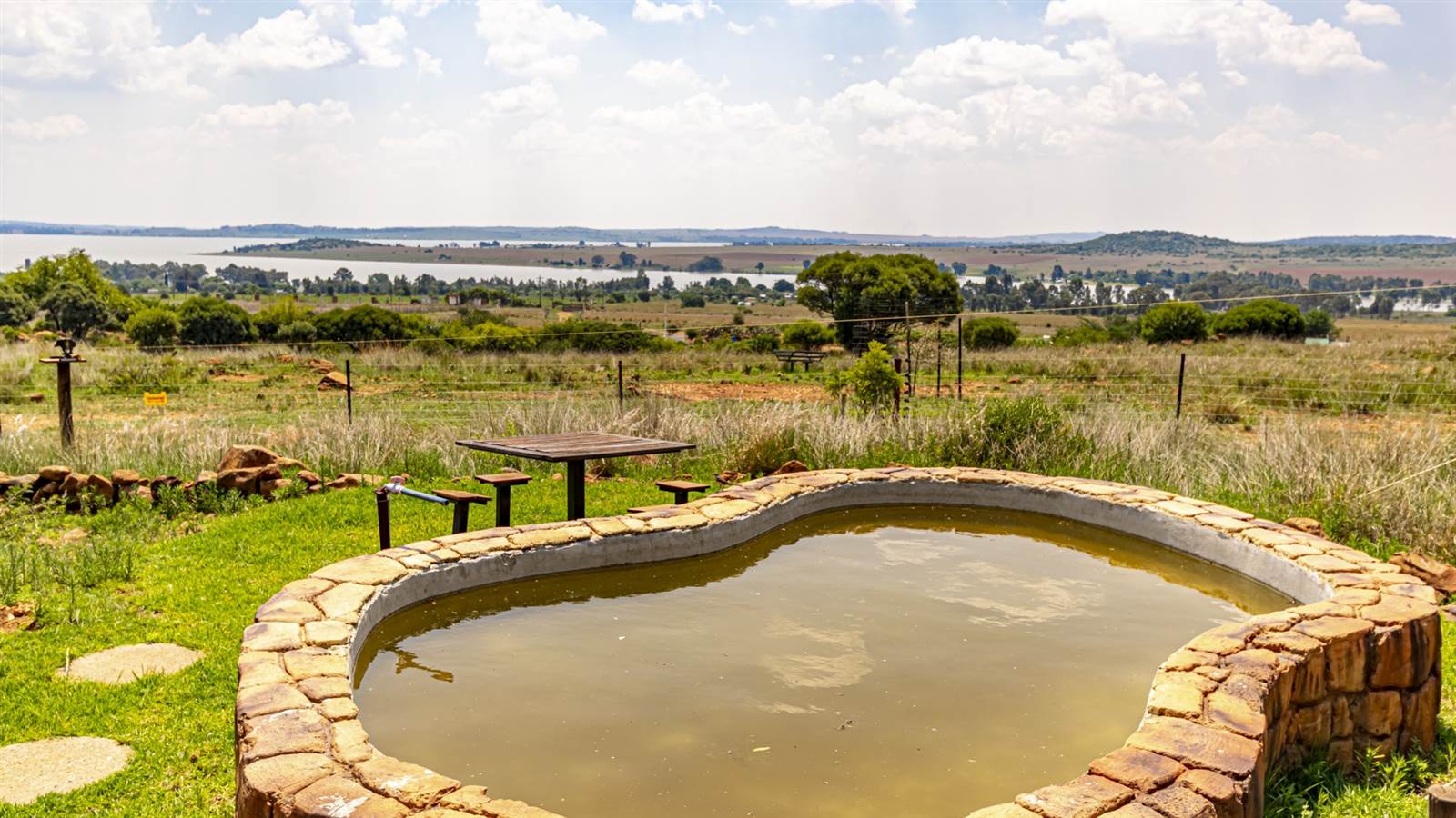 2.4 ha Land available in Vaal Dam photo number 6