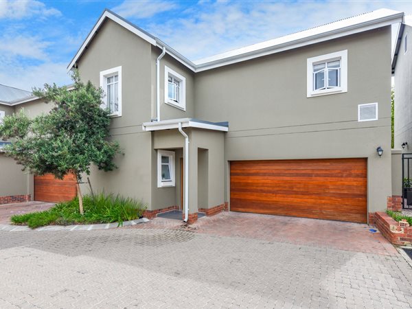 3 Bed Townhouse