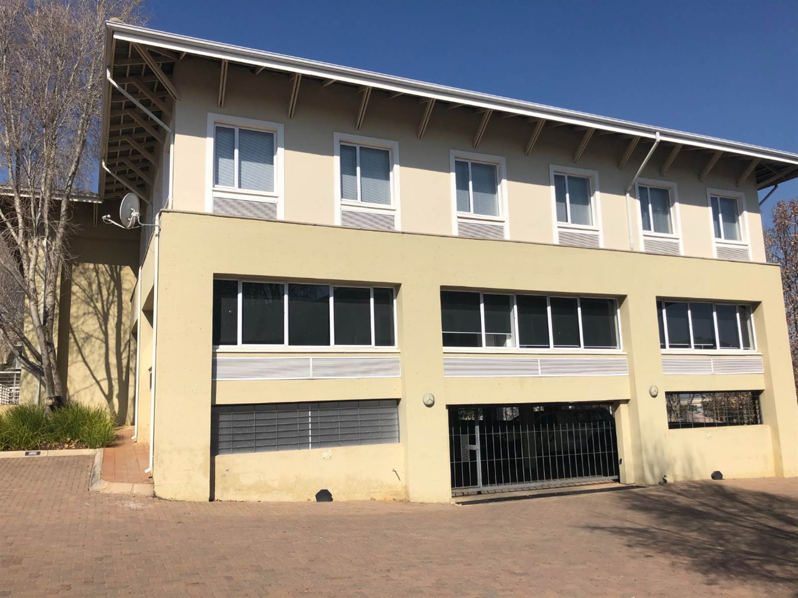 891  m² Commercial space in Woodmead photo number 16