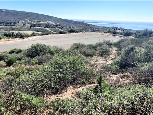 297 m² Land available in St Helena Views