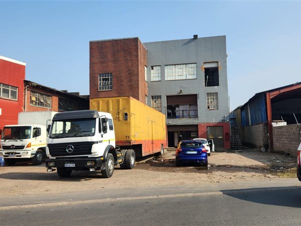 1235  m² Industrial space in Clairwood