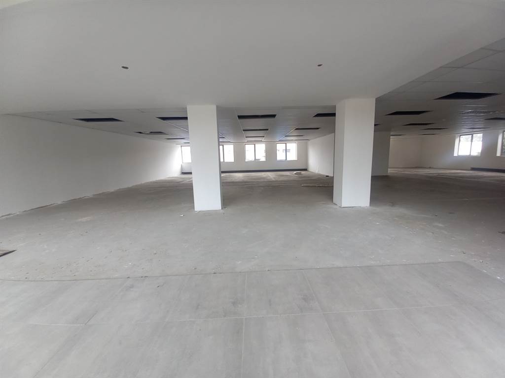 794.9  m² Office Space in Hatfield photo number 8