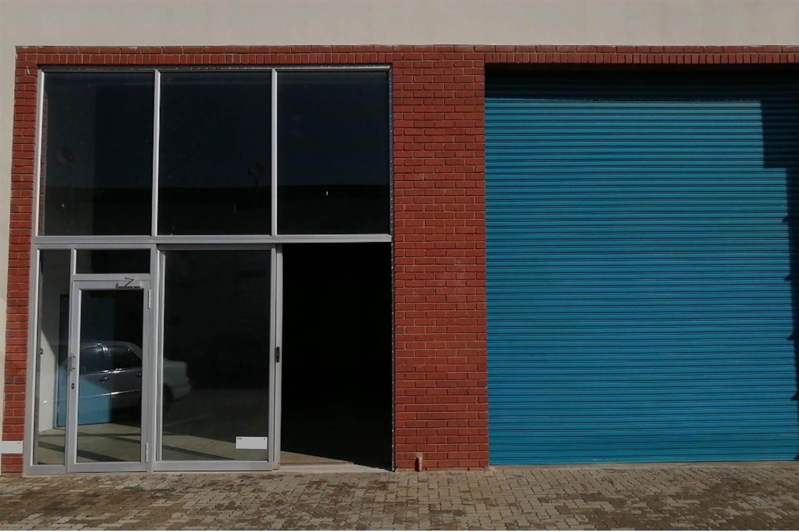 Industrial space to rent in Fairview RR4232009 Private Property