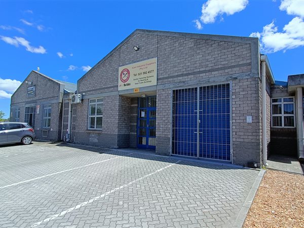 141  m² Industrial space