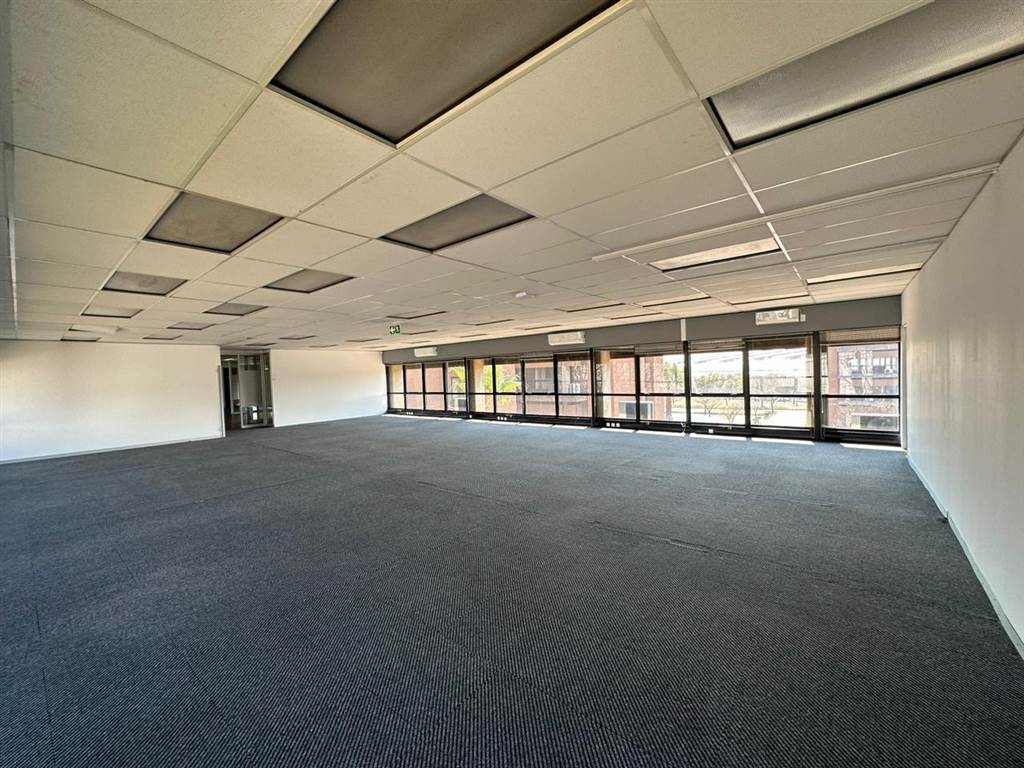877  m² Commercial space in Mayberry Park photo number 10