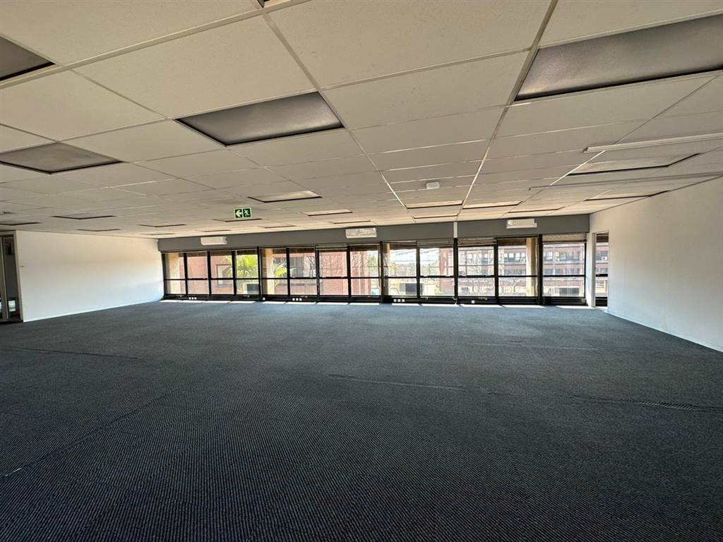 877  m² Commercial space in Mayberry Park photo number 9