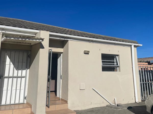 1 Bedroom House 1 Bedroom House