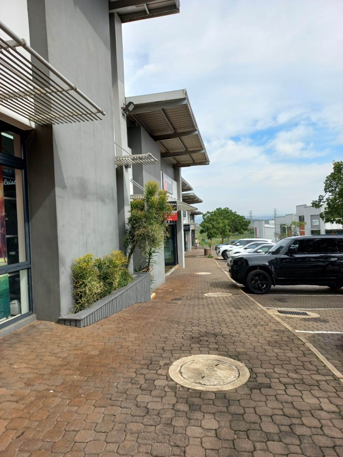 198  m² Commercial space in Umhlanga Ridge photo number 10