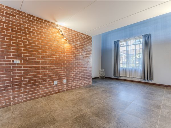 2 Bed Apartment