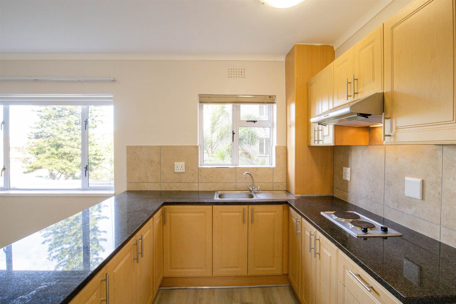 1 Bed Apartment in Pinelands photo number 9