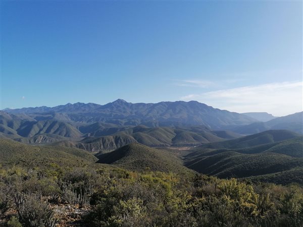 242 ha Land available in Calitzdorp