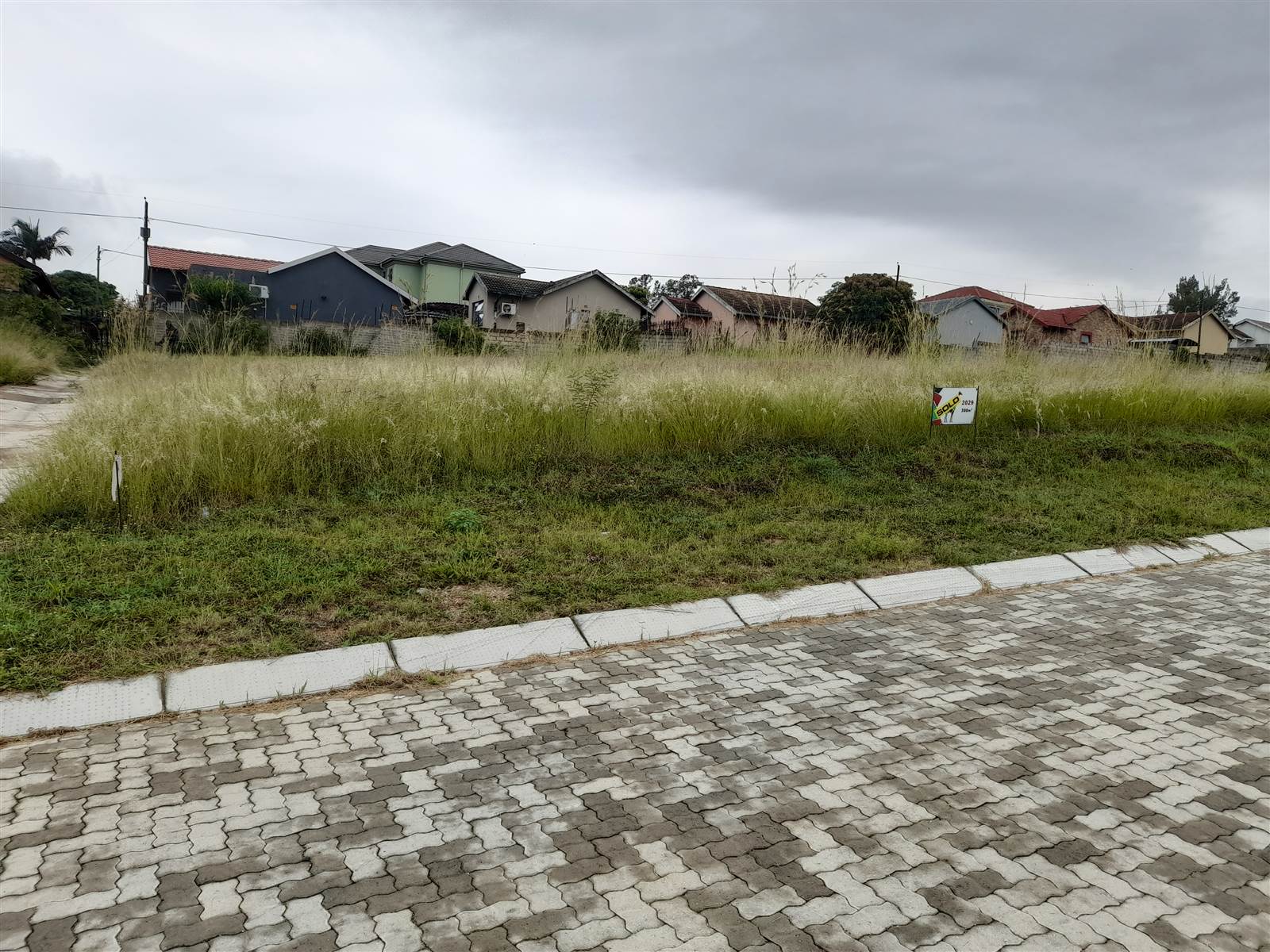 300 m² Land available in Kamagugu photo number 3