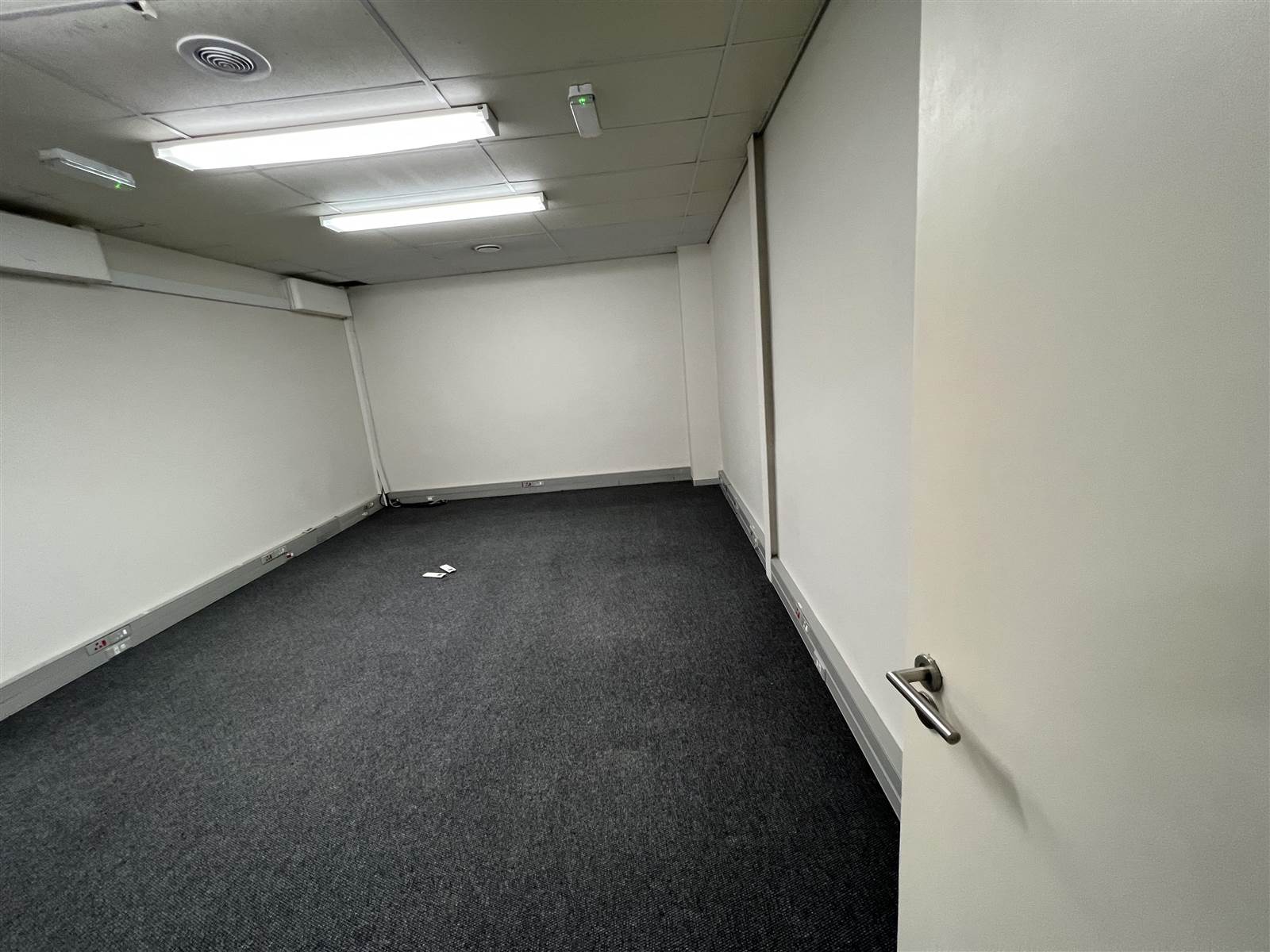 1189  m² Commercial space in Milnerton photo number 9