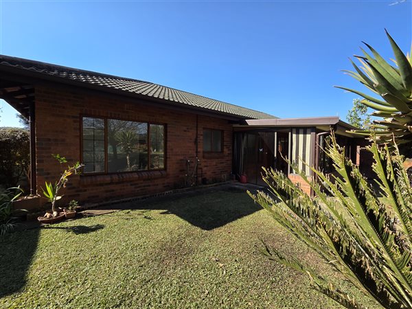 2 Bedroom Townhouse 2 Bedroom Townhouse