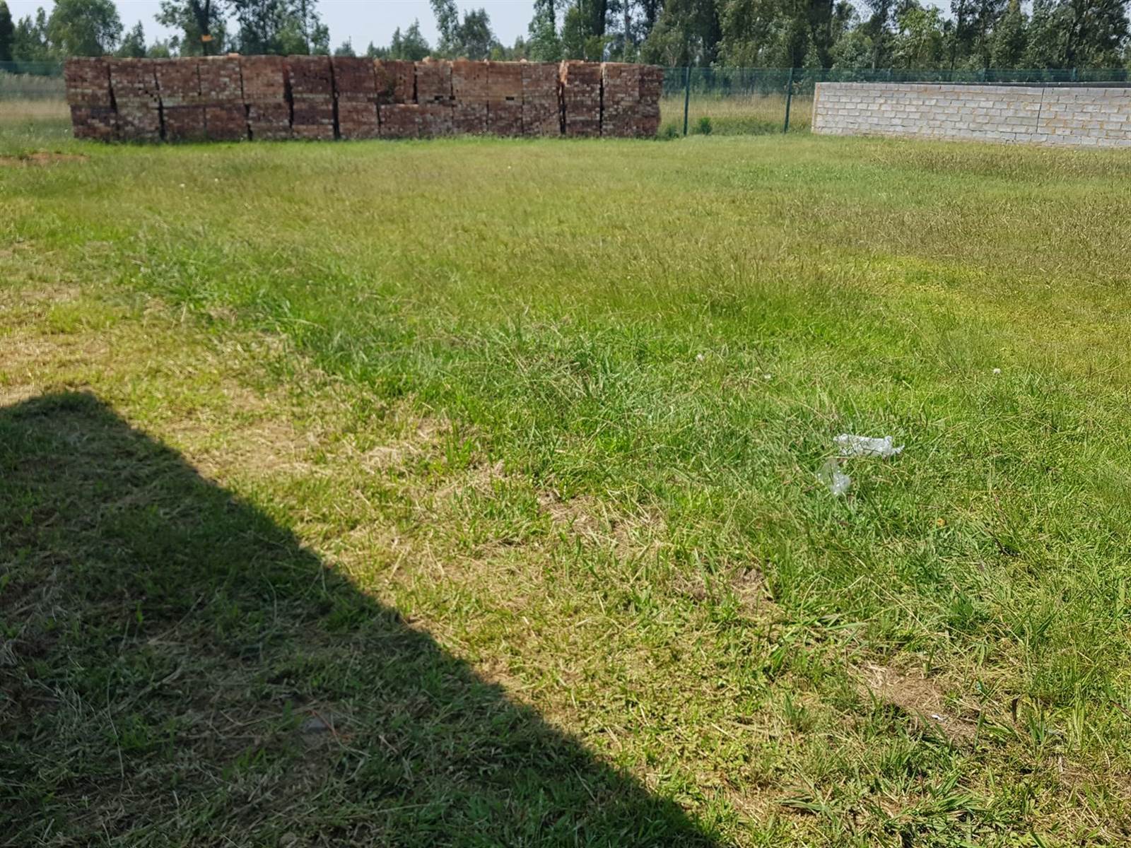 924 m² Land available in Strubenvale photo number 1