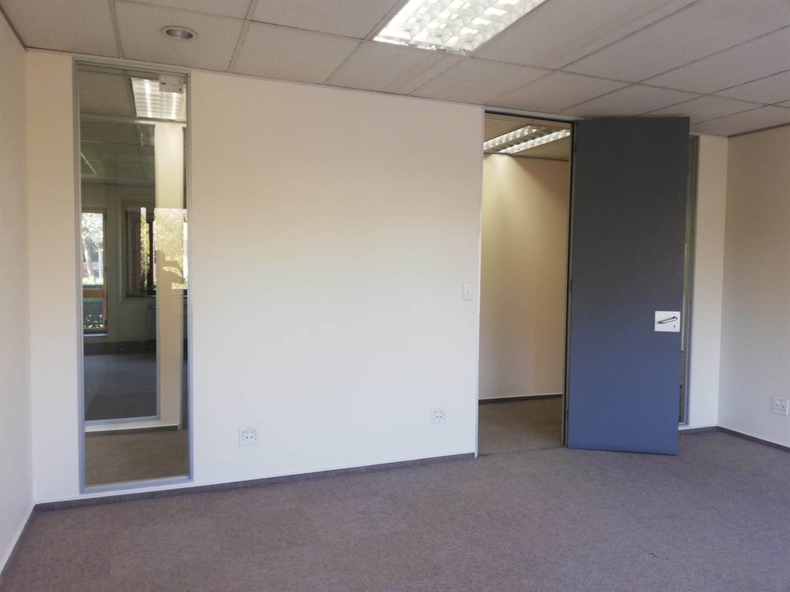 383  m² Commercial space in Woodmead photo number 16
