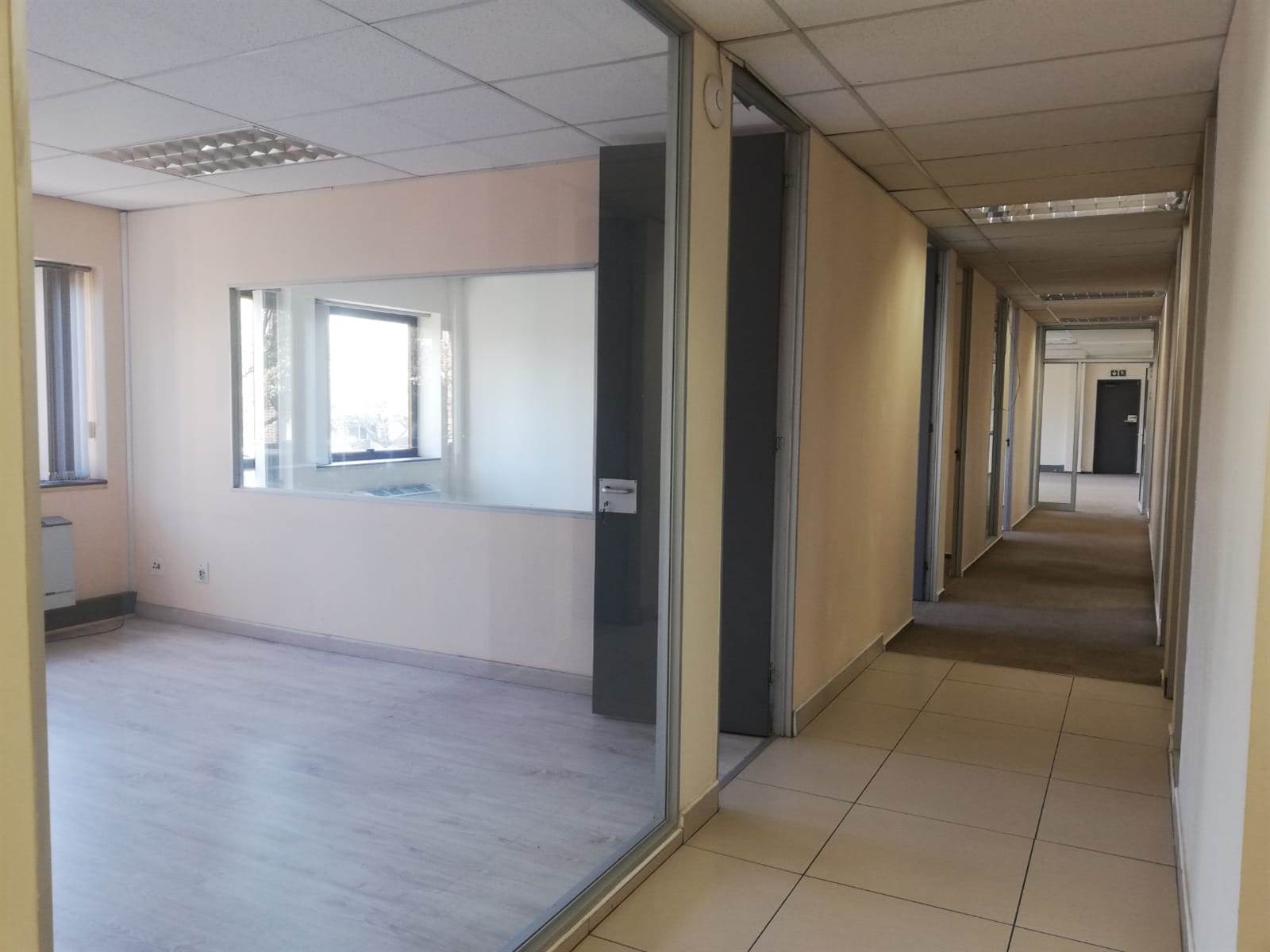 383  m² Commercial space in Woodmead photo number 17