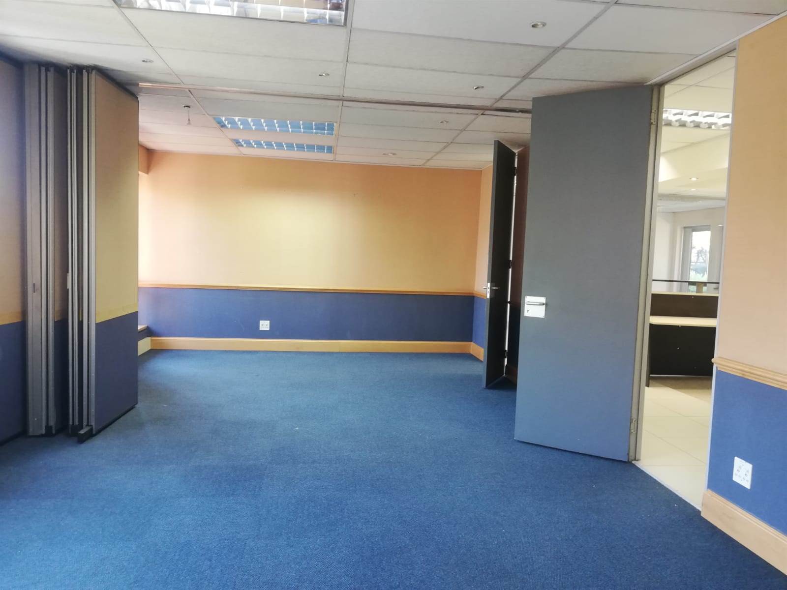 383  m² Commercial space in Woodmead photo number 21