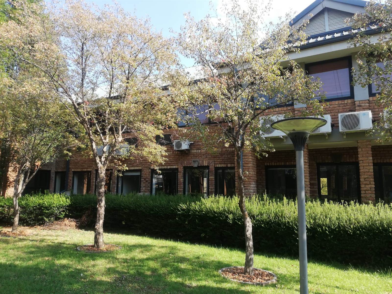 383  m² Commercial space in Woodmead photo number 2