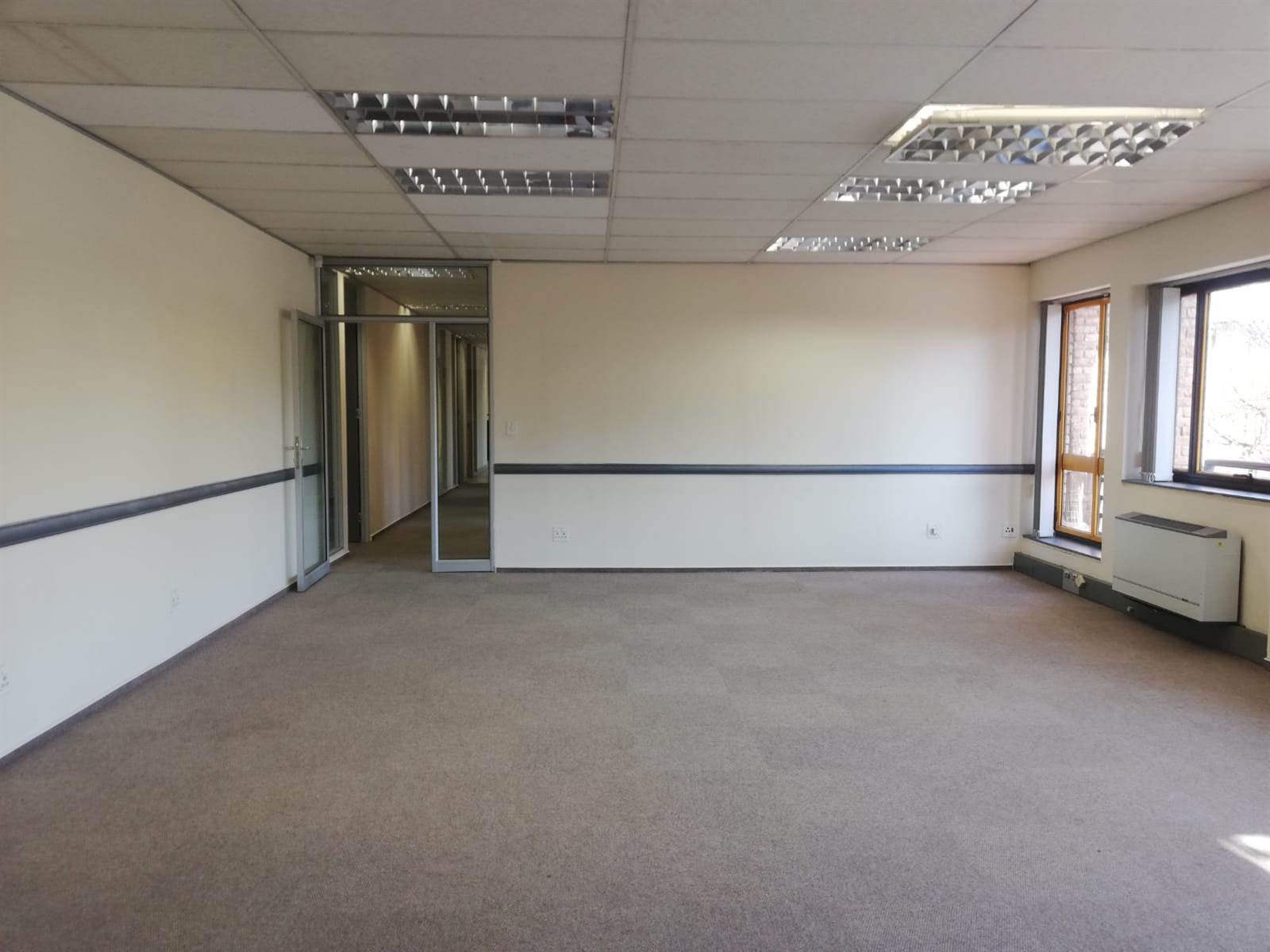 383  m² Commercial space in Woodmead photo number 15