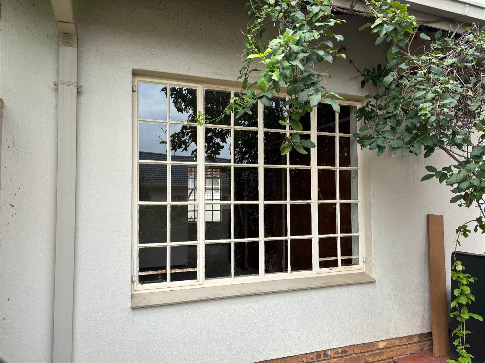 1 Bed Townhouse in Garsfontein photo number 26