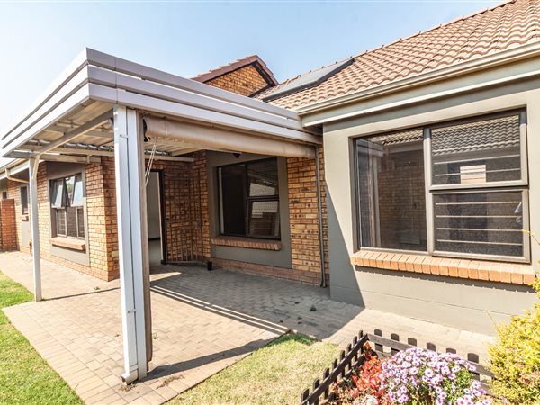2 Bedroom House 2 Bedroom House