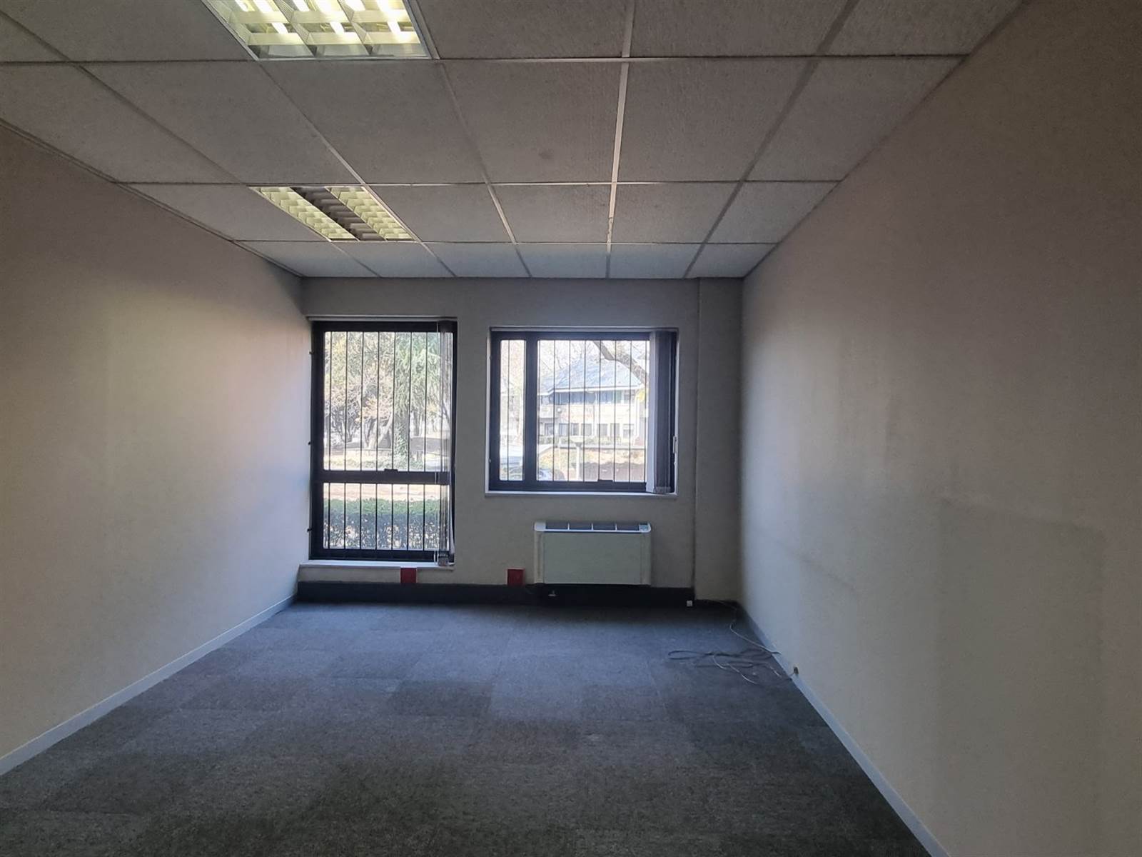 242  m² Commercial space in Woodmead photo number 9