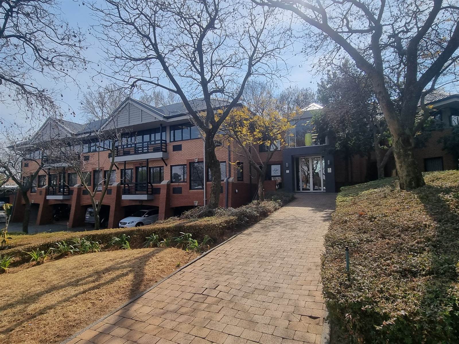 242  m² Commercial space in Woodmead photo number 13