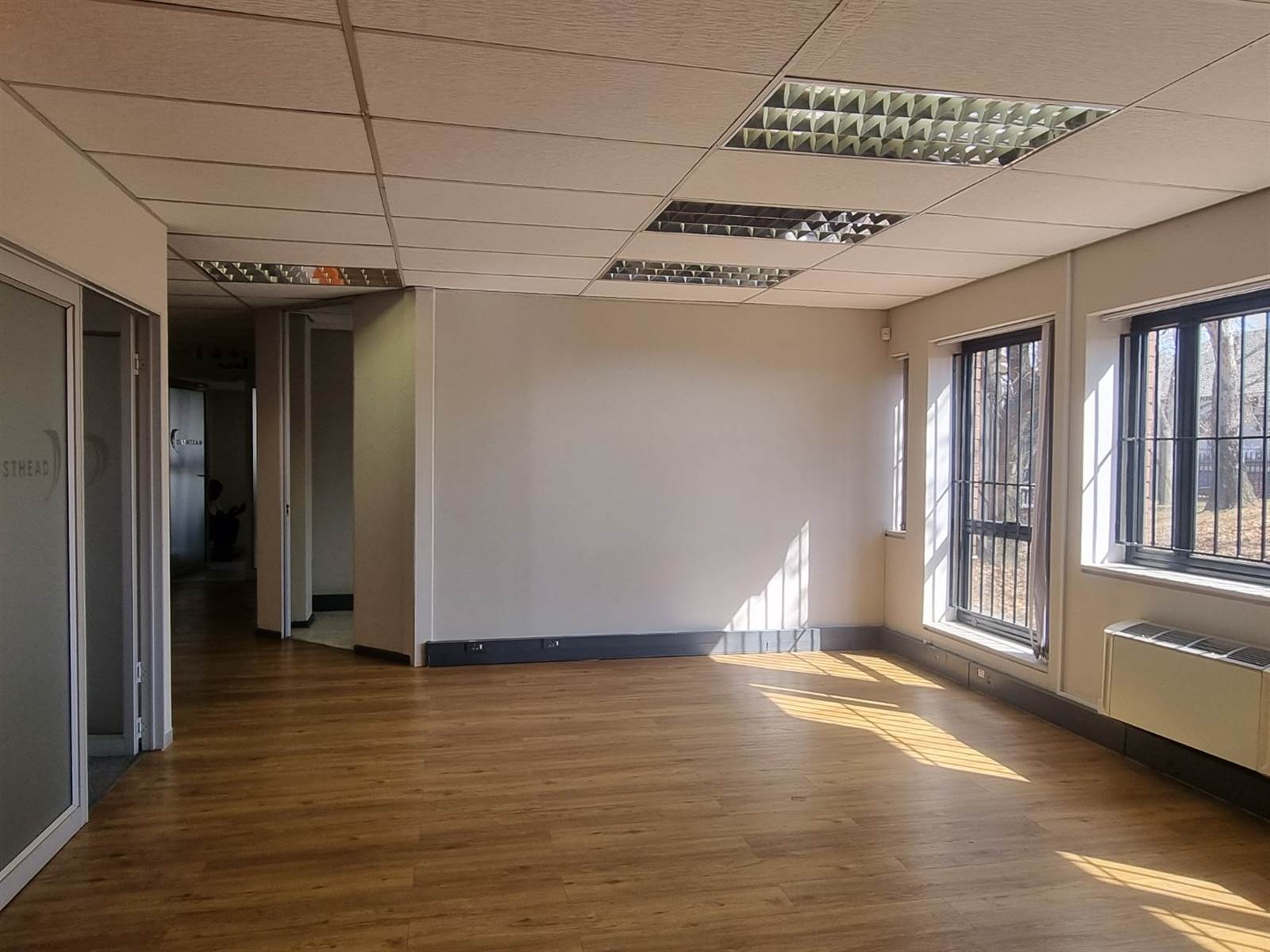 242  m² Commercial space in Woodmead photo number 7