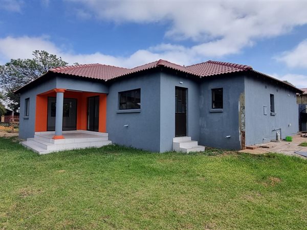 3 Bed House in Witbank Central