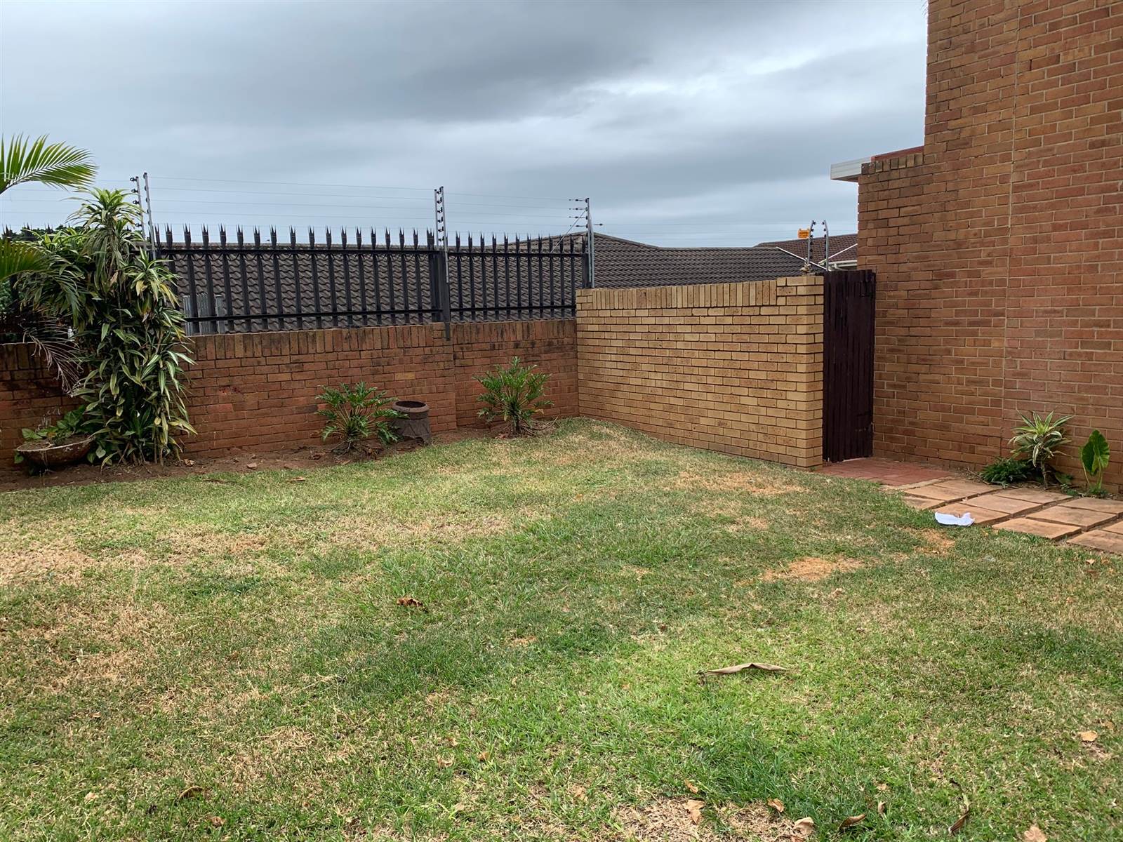 3 Bed Townhouse in Scottburgh Central photo number 14