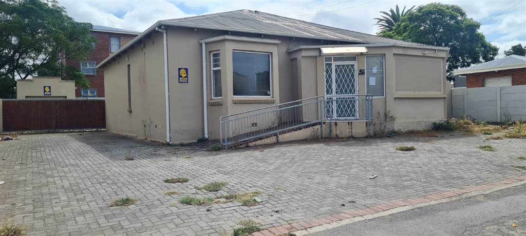483  m² Commercial space in Uitenhage Central photo number 10