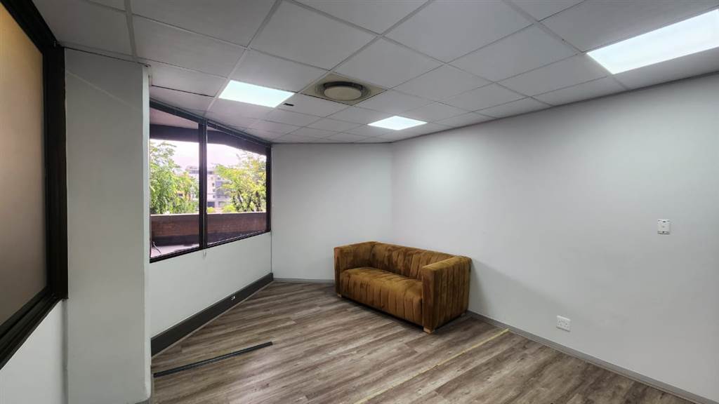 163  m² Commercial space in Centurion CBD photo number 4