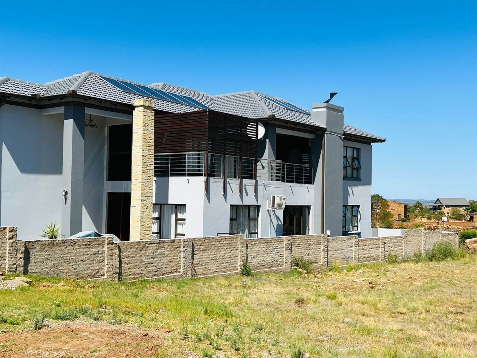 5 Bed House in Kungwini Country Estate photo number 3
