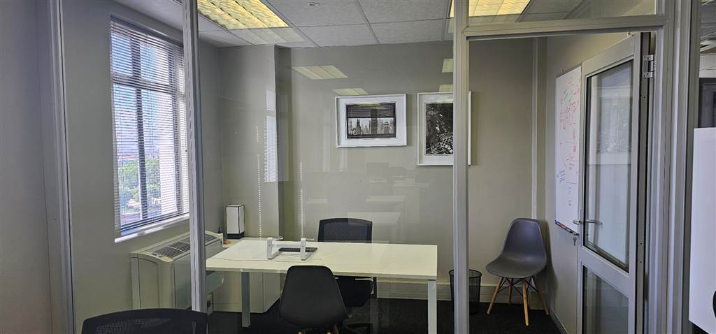 361  m² Office Space in Constantia photo number 30