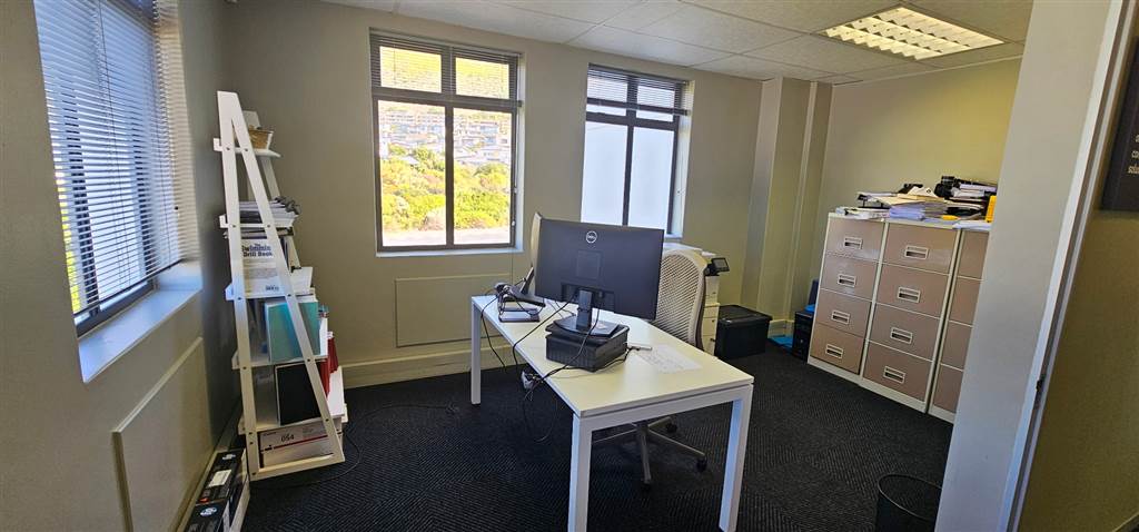 361  m² Office Space in Constantia photo number 26