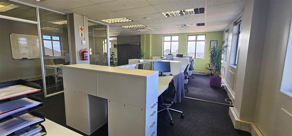 361  m² Office Space in Constantia photo number 29