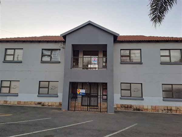 498  m² Commercial space in Fochville