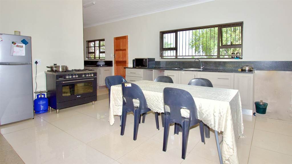 5 Bed House in Raslouw AH photo number 26