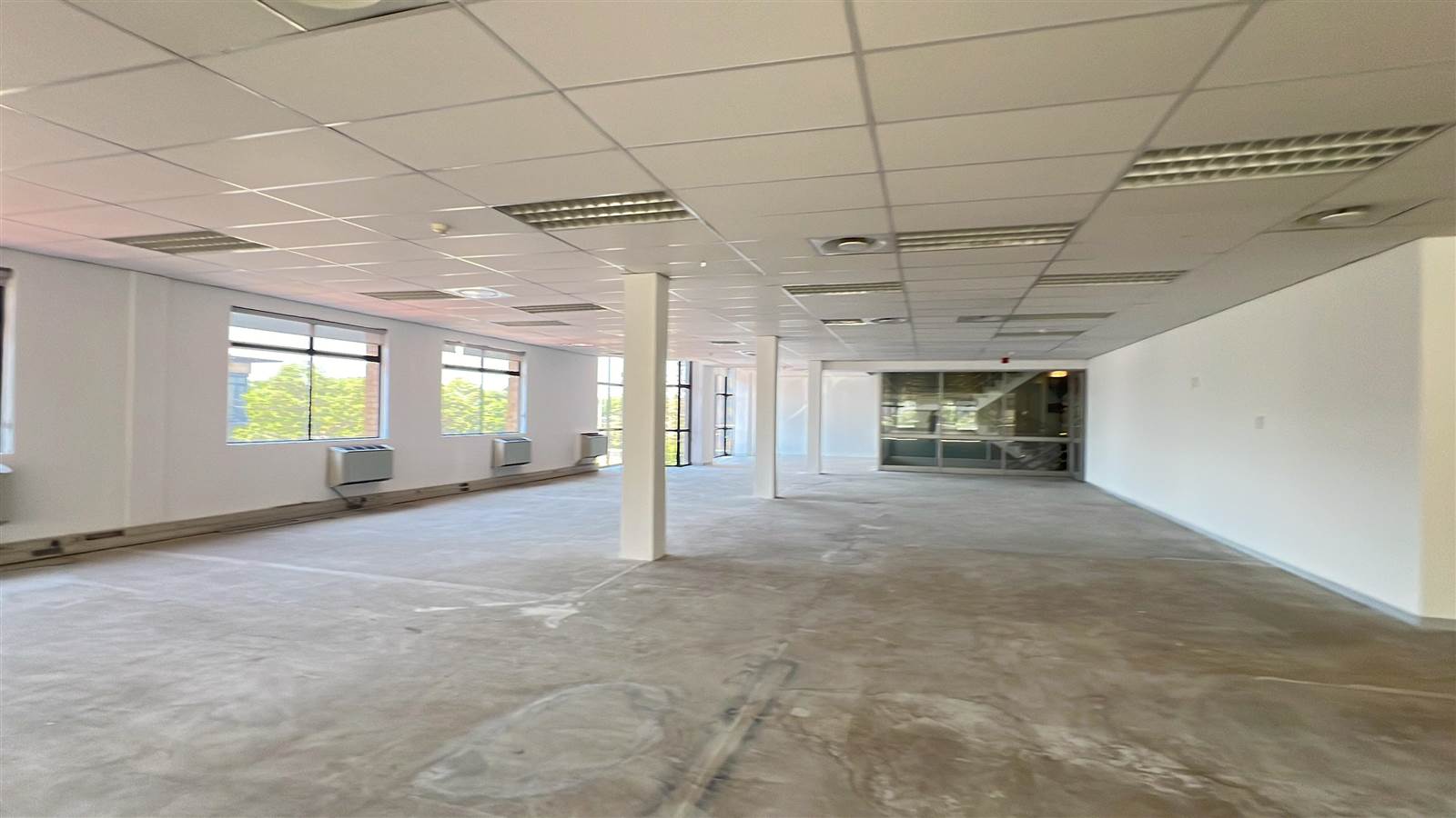 429  m² Commercial space in Plattekloof photo number 6