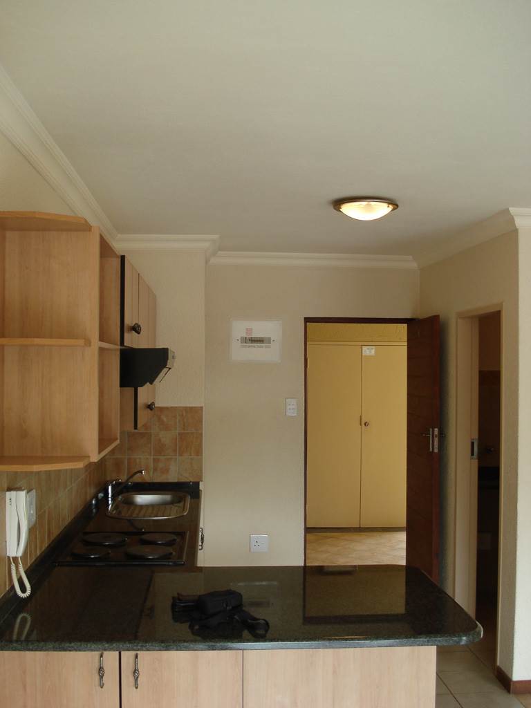 1 Bed Apartment in Hatfield photo number 2