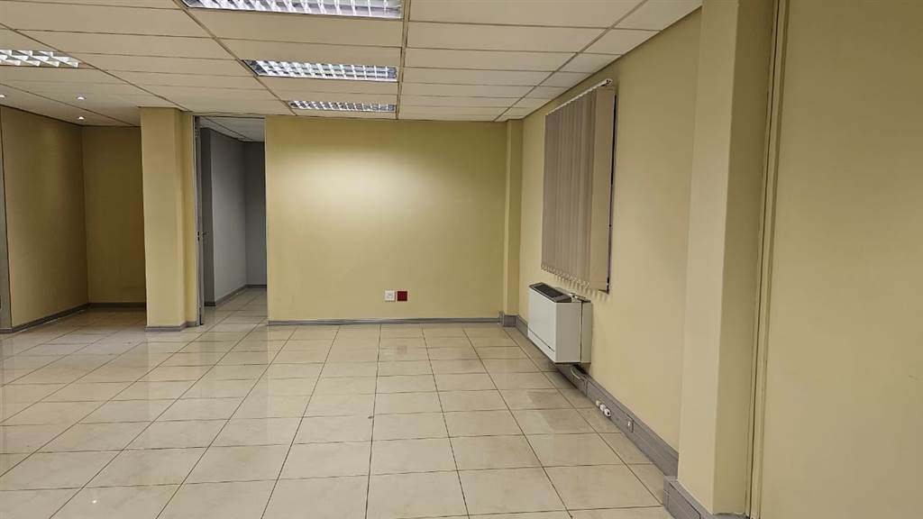 222  m² Office Space in Bedfordview photo number 7