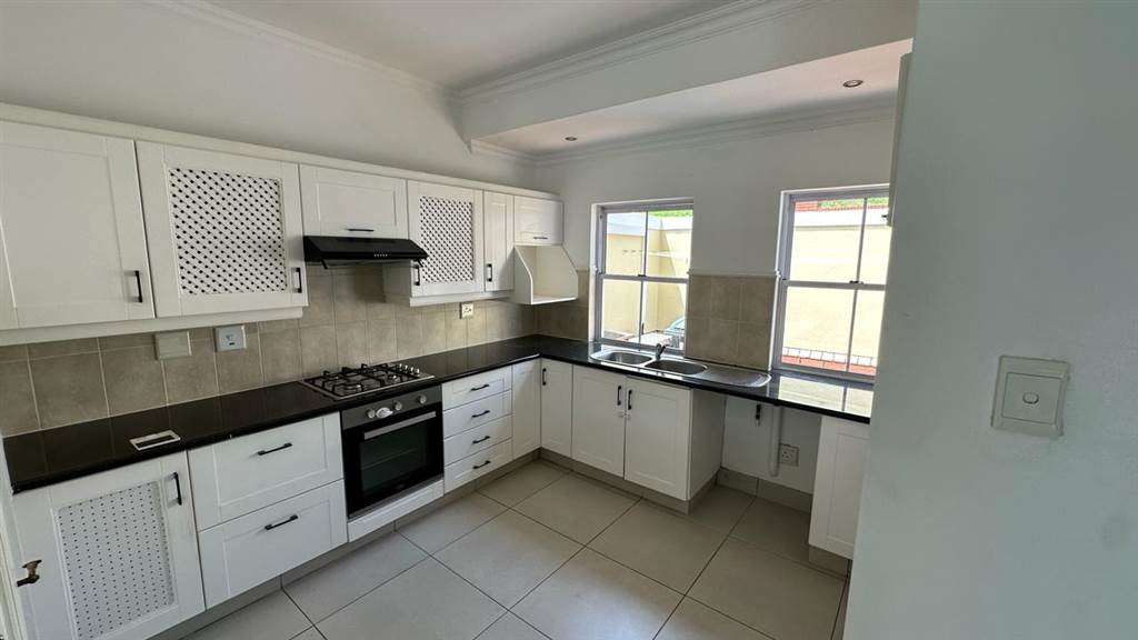 3 Bed House in Mt Edgecombe Estate 1 & 2 photo number 13