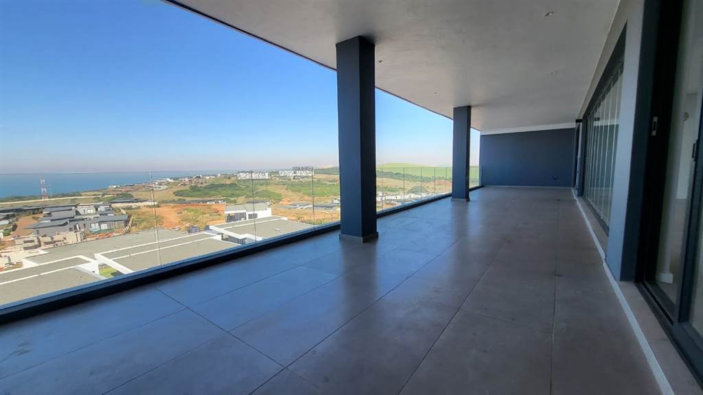 3 Bed Penthouse in Sibaya Precinct photo number 2