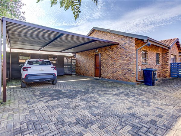 2 Bedroom House 2 Bedroom House