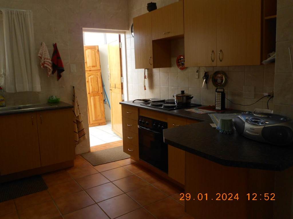 2 Bed House in Rietvalleirand photo number 11