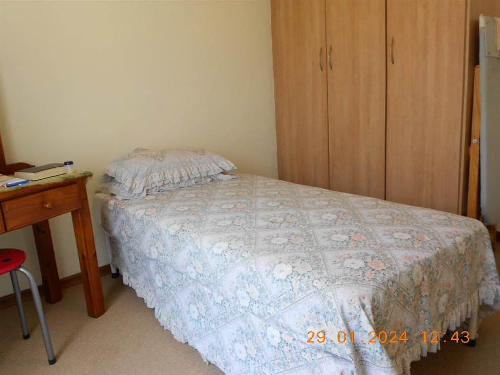 2 Bed House in Rietvalleirand photo number 13